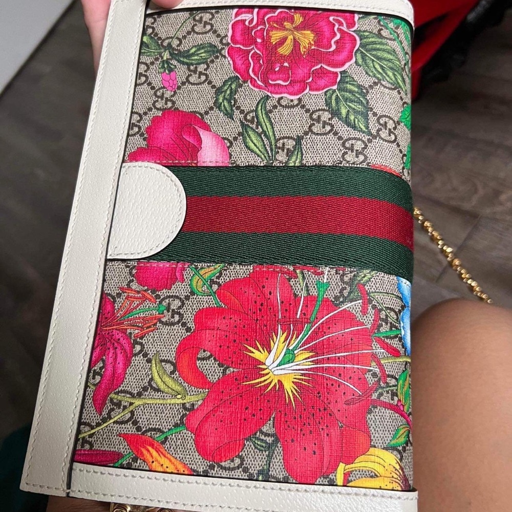 Gucci Authentic - Picture 4 of 7